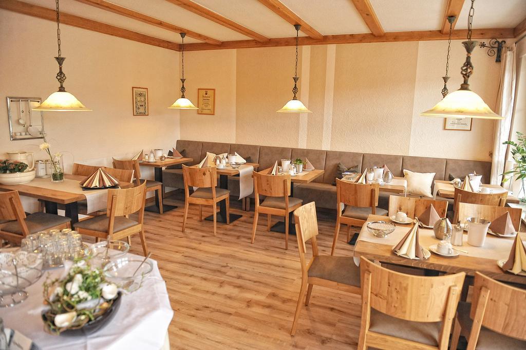 ליזר Wein & Gaestehaus Rosenlay מראה חיצוני תמונה